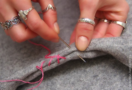 Az eredeti sálat a pulóverekből - a mesterek tiszteletére készítjük - kézzel készített, kézzel készített