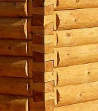 Case din bustean, case din lemn de logare manuala in g