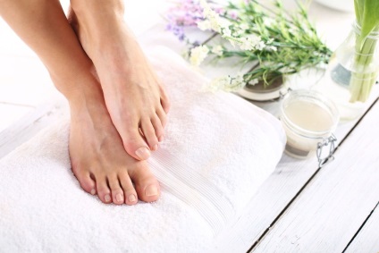 Eczemă pe picioare în ce cauze și cum să tratăm