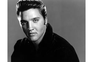 Elvis Presley viu dovada - femeie de zi