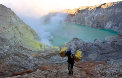 Lavă albastră - vulcan indonezian kavah iden (10 fotografii)