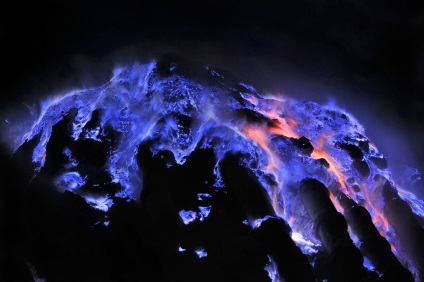 Lavoarea albastră a vulcanului este, de asemenea, cel mai frumos loc de pe planetă
