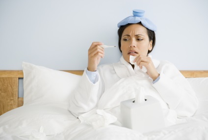 Cum să bateți și să scăpați temperatura pentru herpesul rece și gripa porcină