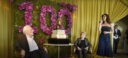 Kirk Douglas a sărbătorit a 100-a aniversare cu o petrecere somptuoasă