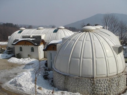 Casă rotundă