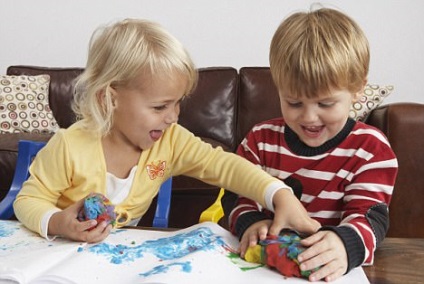 A gyapjú formázása, annak története, típusa és előnyei a baba fejlődéséhez