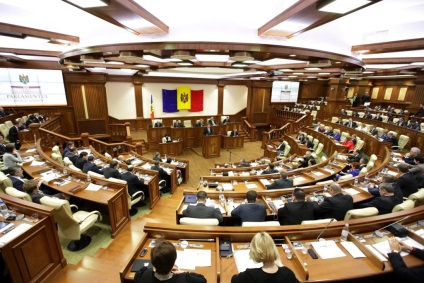 Ministerul Muncii a adoptat pentru dezbatere publică o viitoare lege privind reforma sistemului de pensii