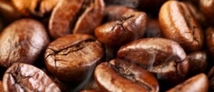 Egy italt vagy ételt lehet fogyasztani a kávébab, a kávécikkekről a kávé hatását az emberi testre