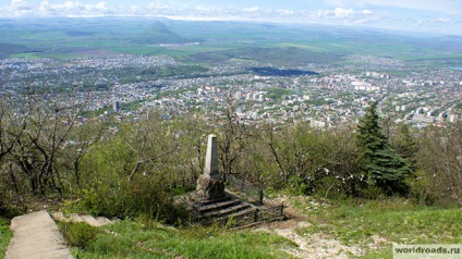 La vârful muntelui, Mashuk, drumurile păcii