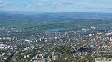 La vârful muntelui, Mashuk, drumurile păcii