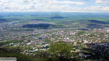 La vârful muntelui, Mashuk, drumurile păcii