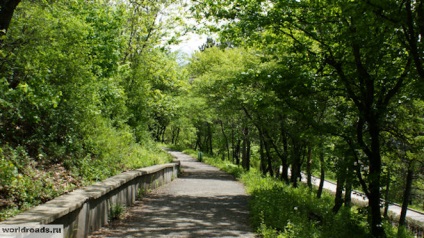 La vârful muntelui, Mashuk, drumurile păcii