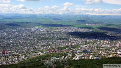 La vârful muntelui, Mashuk, drumurile păcii