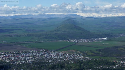 La vârful muntelui, Mashuk, drumurile păcii