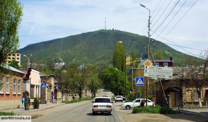 La vârful muntelui, Mashuk, drumurile păcii