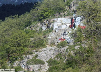 La vârful muntelui, Mashuk, drumurile păcii