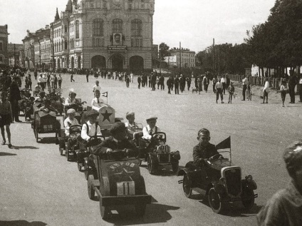 Nostalgia pentru calul pedalei URSS - un vis neîmplinit al tuturor băieților sovietici