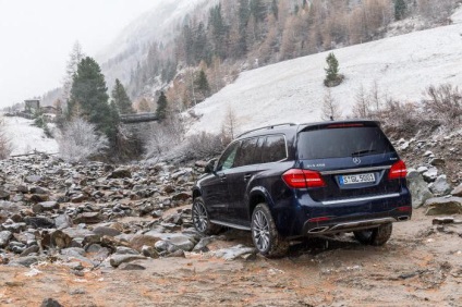 Új SUV mercedes-benz gls specifikációk, fényképek és vélemények