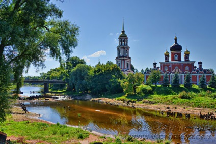 O călătorie cu mașina spre Veliky Novgorod și Old Rusu la sfârșit de săptămână