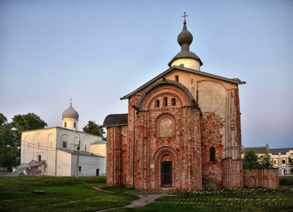 O călătorie cu mașina spre Veliky Novgorod și Old Rusu la sfârșit de săptămână