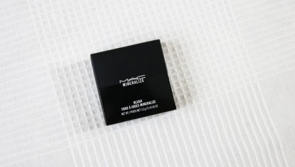 Cosmetice de cumparaturi mac, inglot