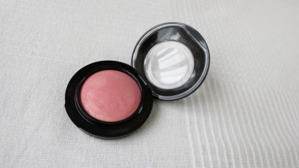 Cosmetice de cumparaturi mac, inglot