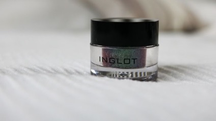 Cosmetice de cumparaturi mac, inglot