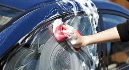 Polishing cars cu propriile mâini