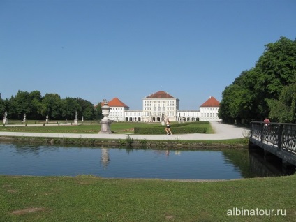 Este pe cont propriu să vizitați fabrica de bere, Castelul Schloss Heisheim, Nymphenburg München