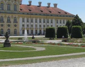 Este pe cont propriu să vizitați fabrica de bere, Castelul Schloss Heisheim, Nymphenburg München