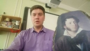 Profesorul de literatură al uneia dintre școlile din Tomsk a prezentat compoziții amuzante ale elevilor din clasa a șasea - femeile