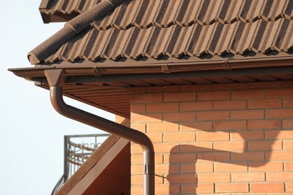 Sistemul de drenaj pentru acoperiș și instalarea acestuia