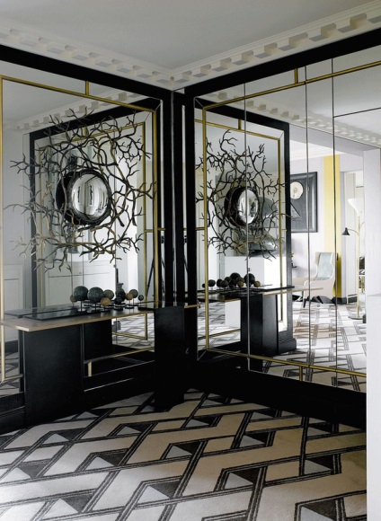 A tükör egy egyedülálló design fontos eleme a lakásának modern belső részében - fotó,
