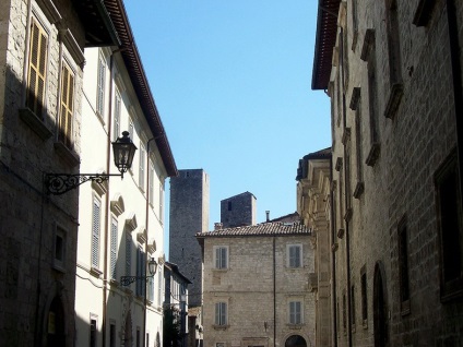 Ascoli Piceno - orașul cu 100 de turnuri