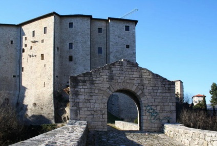 Ascoli Piceno - orașul cu 100 de turnuri