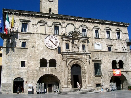 Ascoli Piceno - orașul cu 100 de turnuri