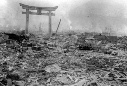 Șoc atomic asupra insulelor japoneze - revizuire militară