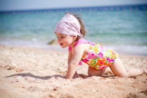 Ce trebuie să știți despre aclimatizarea înainte de o vacanță cu un copil pe mare