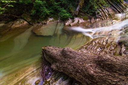 Valea raului zhane, dolmens și cascade - fotografie, hartă, descriere