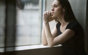 Starea emoțională a unei femei după avortul spontan al consilierii experților