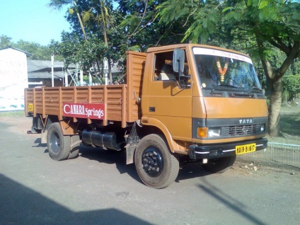 Istoria brandului tata - camion auto