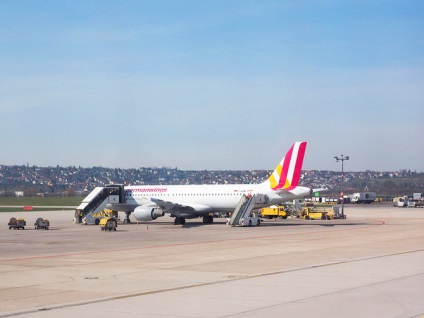 Cum să ajungeți de la aeroportul din Stuttgart până la centrul orașului și în orașele din apropiere