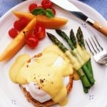 Hogyan készítsünk háziasított tojásokat otthon főzési módszerek és lépésről-lépésre receptek fotók és videók