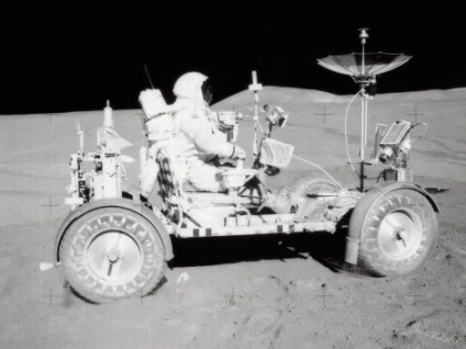 Cum de a desena un rover lunar în etape - cum să atragă un rover lunar în etape