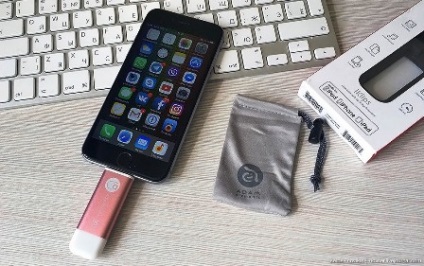 Cum se conectează o unitate flash USB la un iPhone 5s