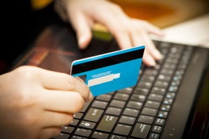 Cum să obțineți un card de credit fără a vă verifica istoricul de credit