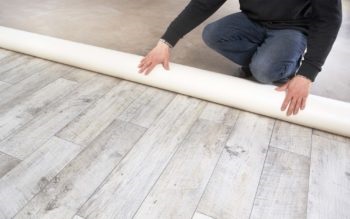 Cum să puneți linoleumul cu mâinile pe podeaua din lemn
