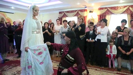 Hogyan ünneplik esküvőt a Kaukázusban - cikkek