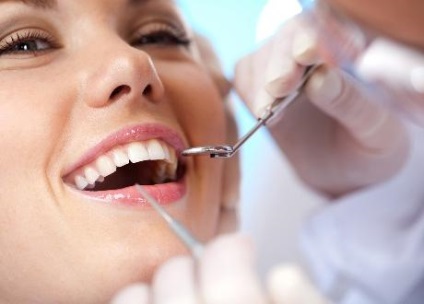 Cum să preveniți deteriorarea dinților în timpul tratamentului cu brațe
