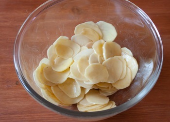Cum să gătești chipsuri de cartofi de casă - o rețetă dovedită pas cu pas cu o fotografie pe un blog delicios